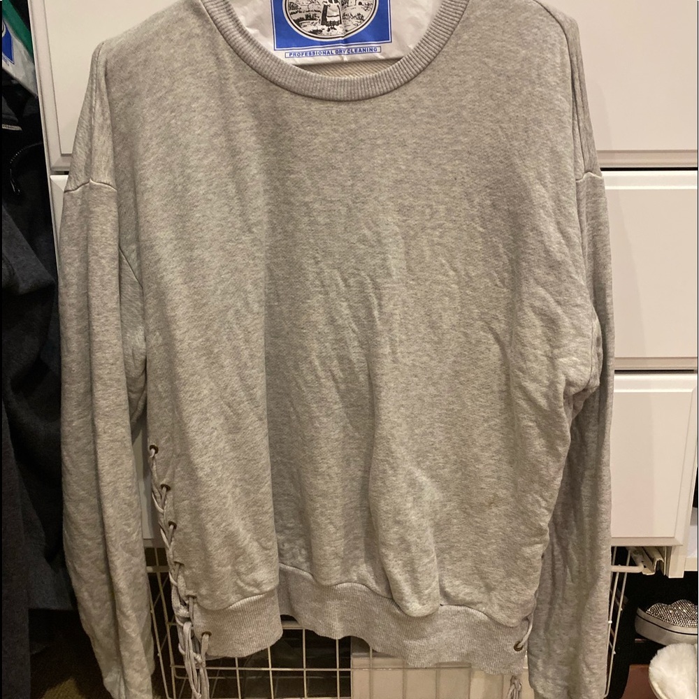 honey punch small tie sweatshirt